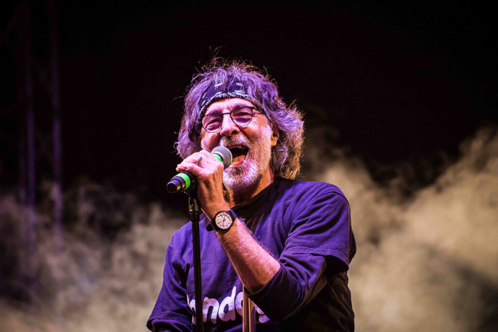 Premiata Forneria Marconi in concerto. Nella foto il cantante e batterista Franz Di Cioccio